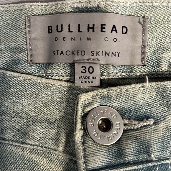 Bullhead Stacked Skinny Jeans 30x32 - Picture 4 of 4